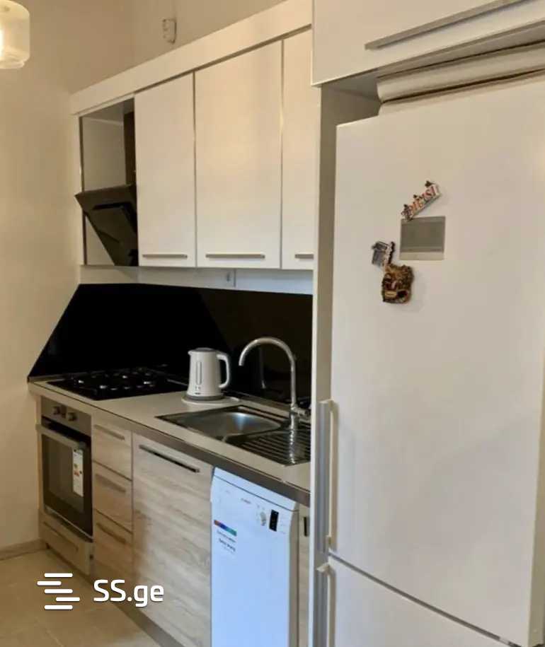 Bob walsh st. - 2 rooms