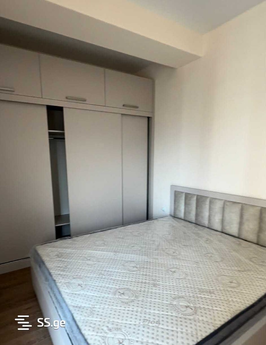 chkondideli st. - 3 rooms