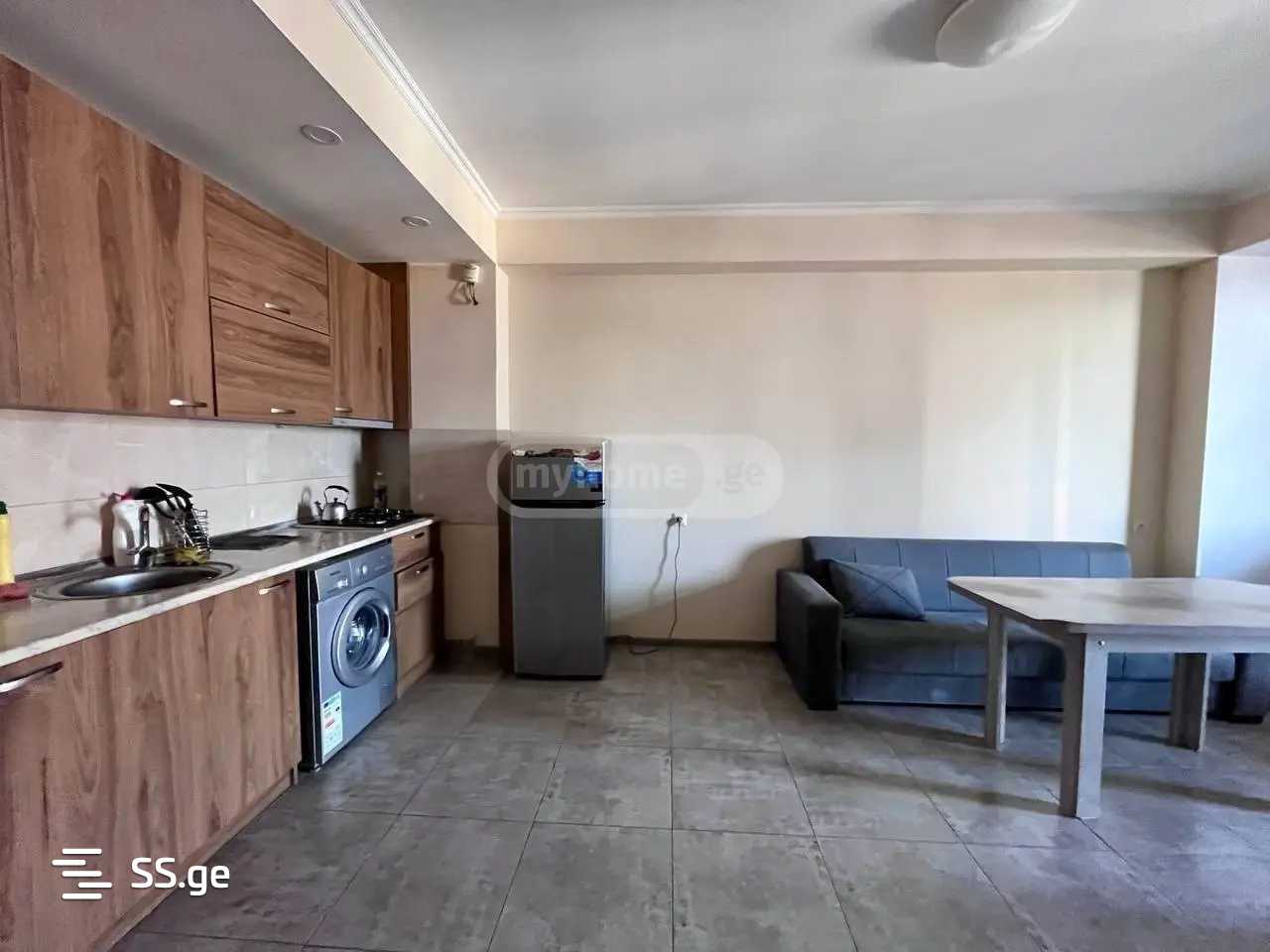 17 Shindiseli gmiri st. 17 - 3 rooms