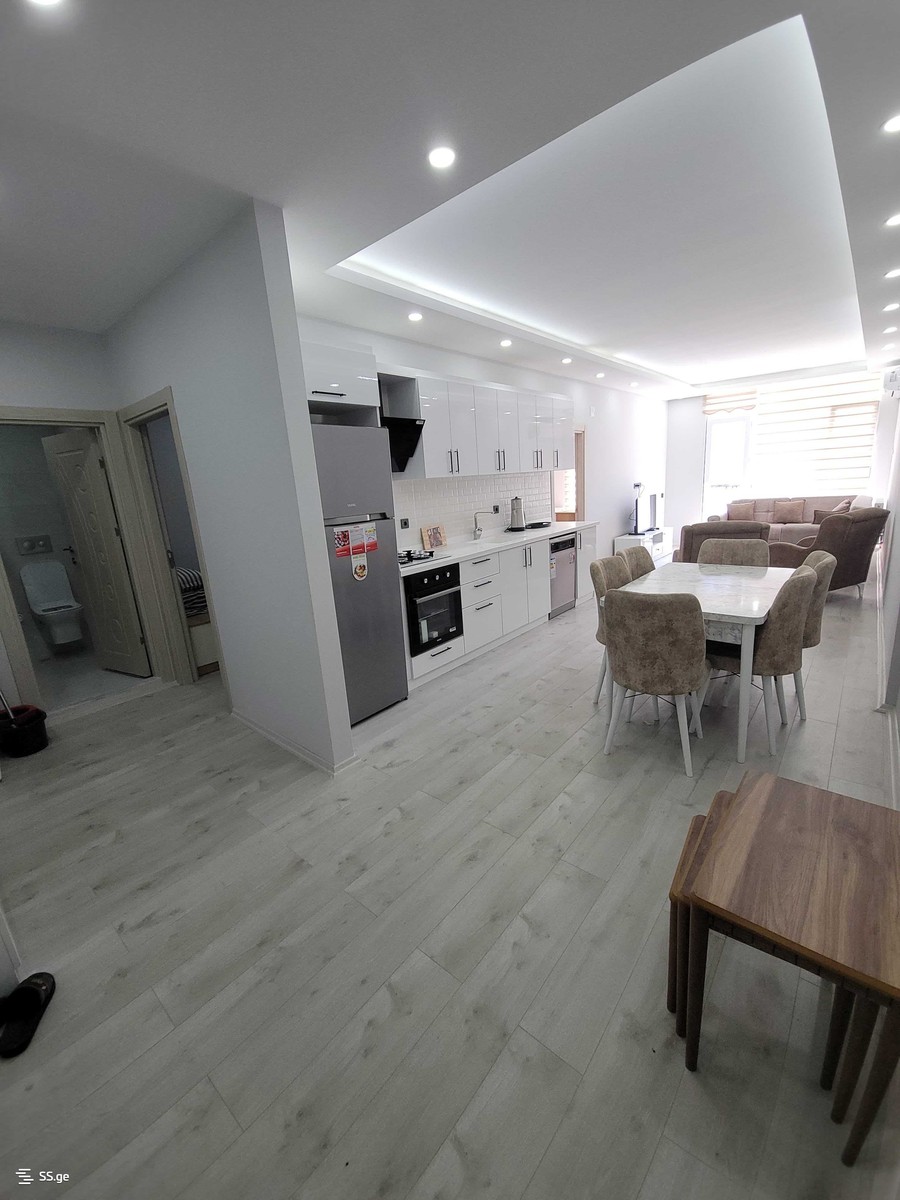 navtlugi st. 15 - 3 rooms