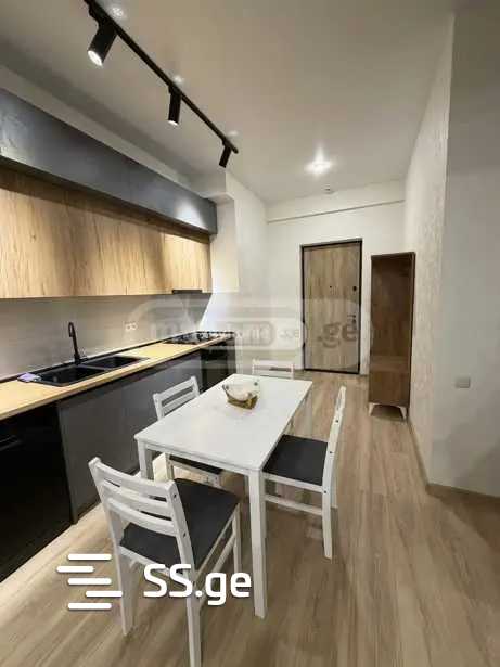 Bob walsh st. - 2 rooms