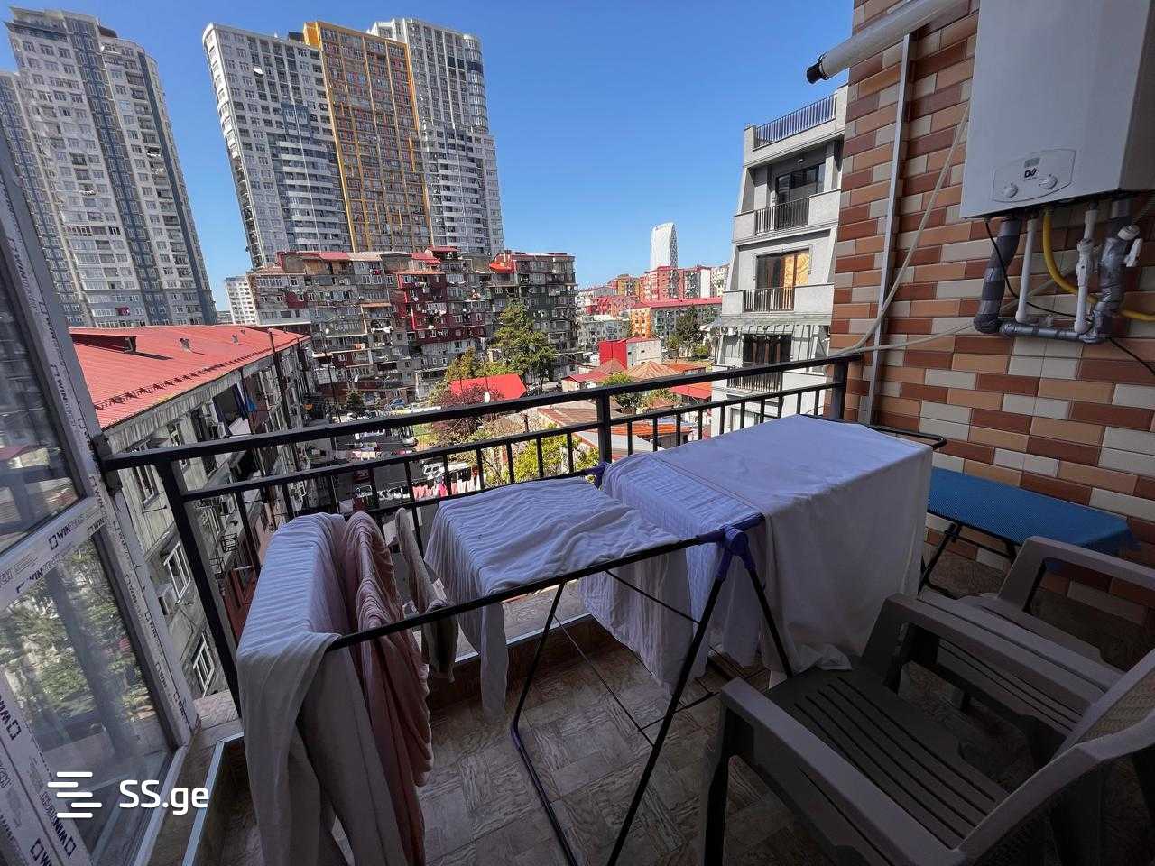 Pushkin st. 168 - 3 rooms