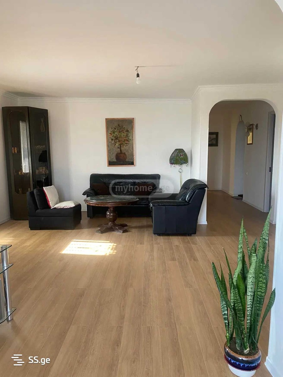 tashkenti st. 18 - 3 rooms