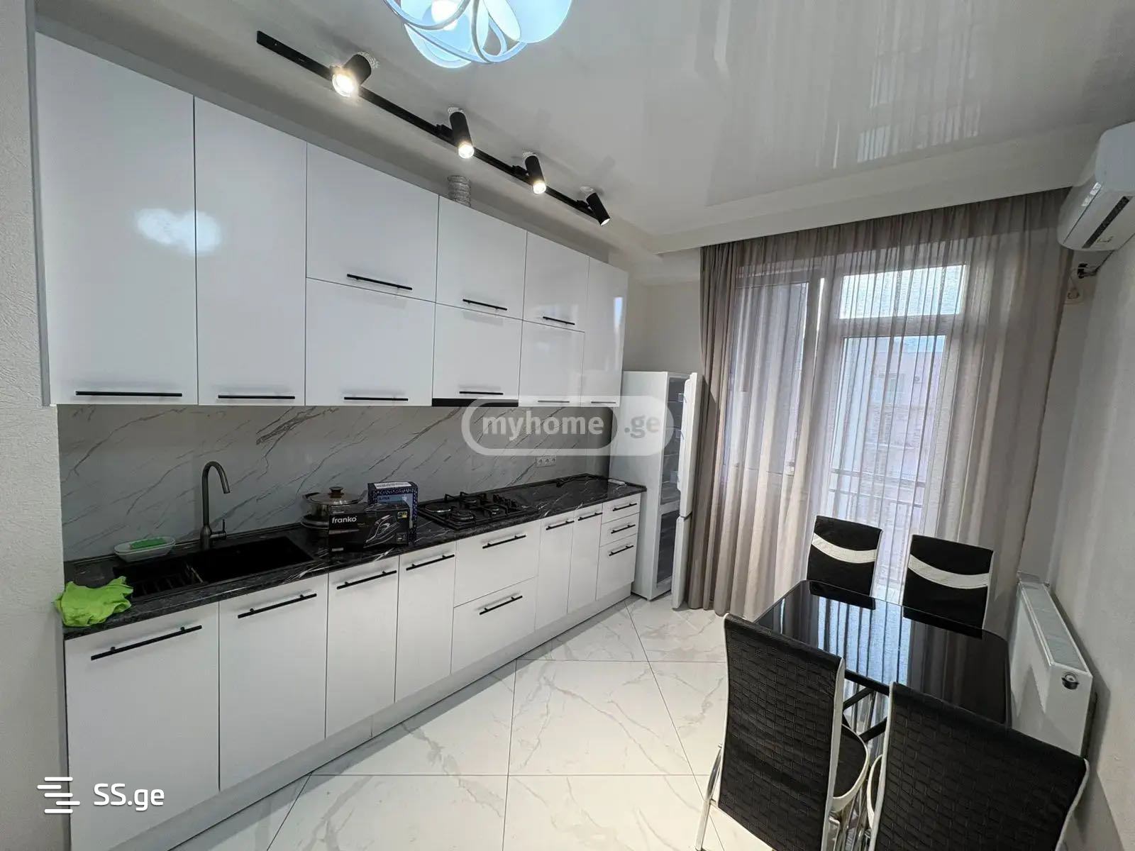 17 Shindiseli gmiri st. - 3 rooms