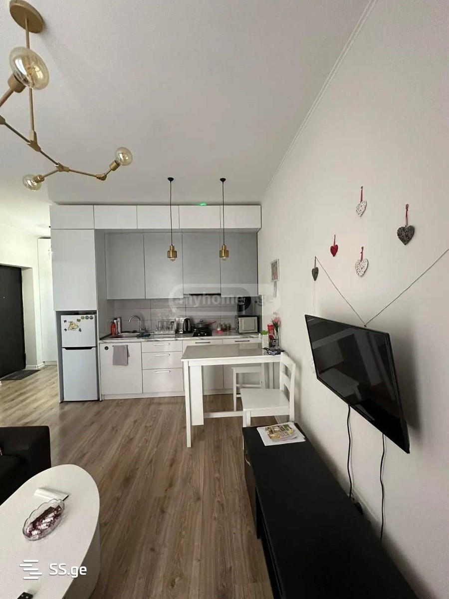 Politkovskaya St (jikia st.) - ა. პოლიტკოვსკაიას ქუჩა (ჯიქია) 3 - 2 rooms