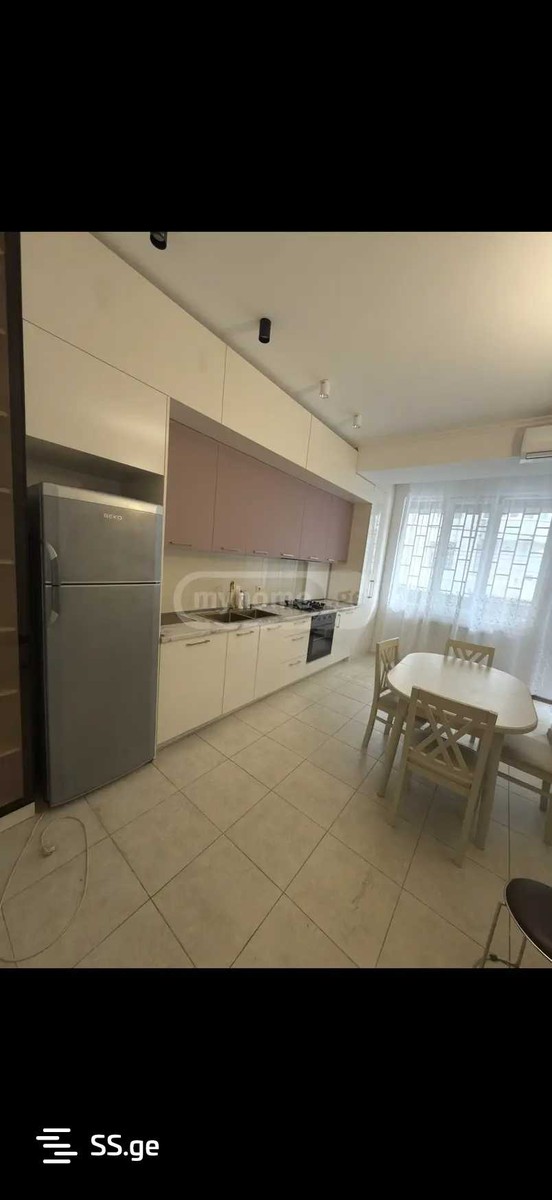 B.Kvernadze st. - 3 rooms