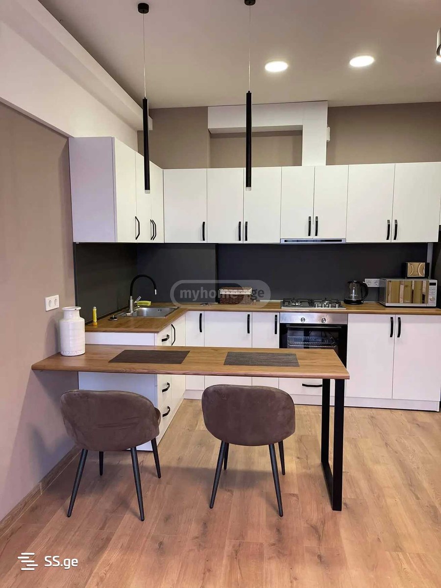 t. nadareishvili st. 8 - 3 rooms