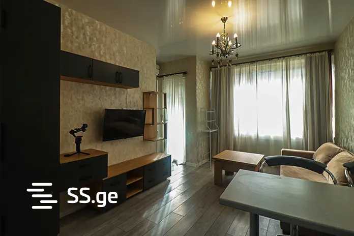 Kosmonavtebi coast 47 - 2 rooms