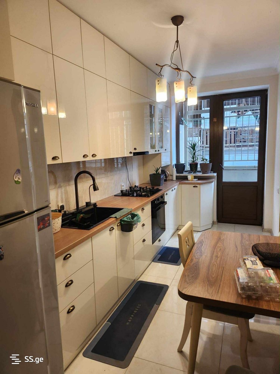 gagarin st. - 3 rooms