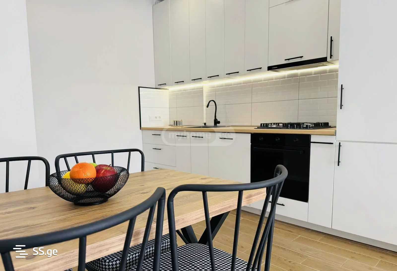 Nestan-Darejani st. 12 - 2 rooms