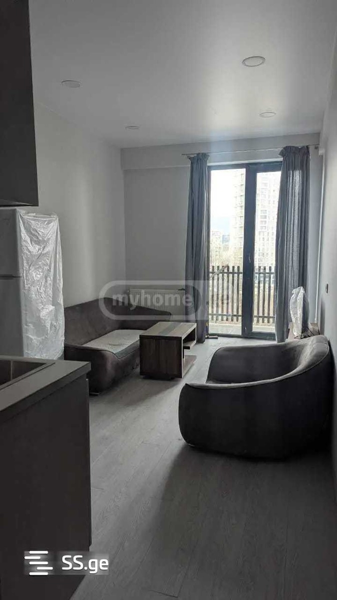 Bob walsh st. - 2 rooms