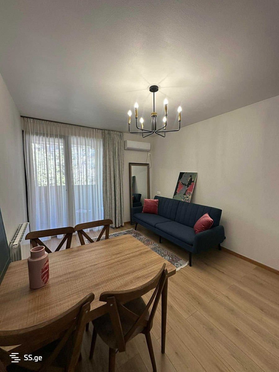 Holy Martyr Vasilisko st. 8 - 2 rooms