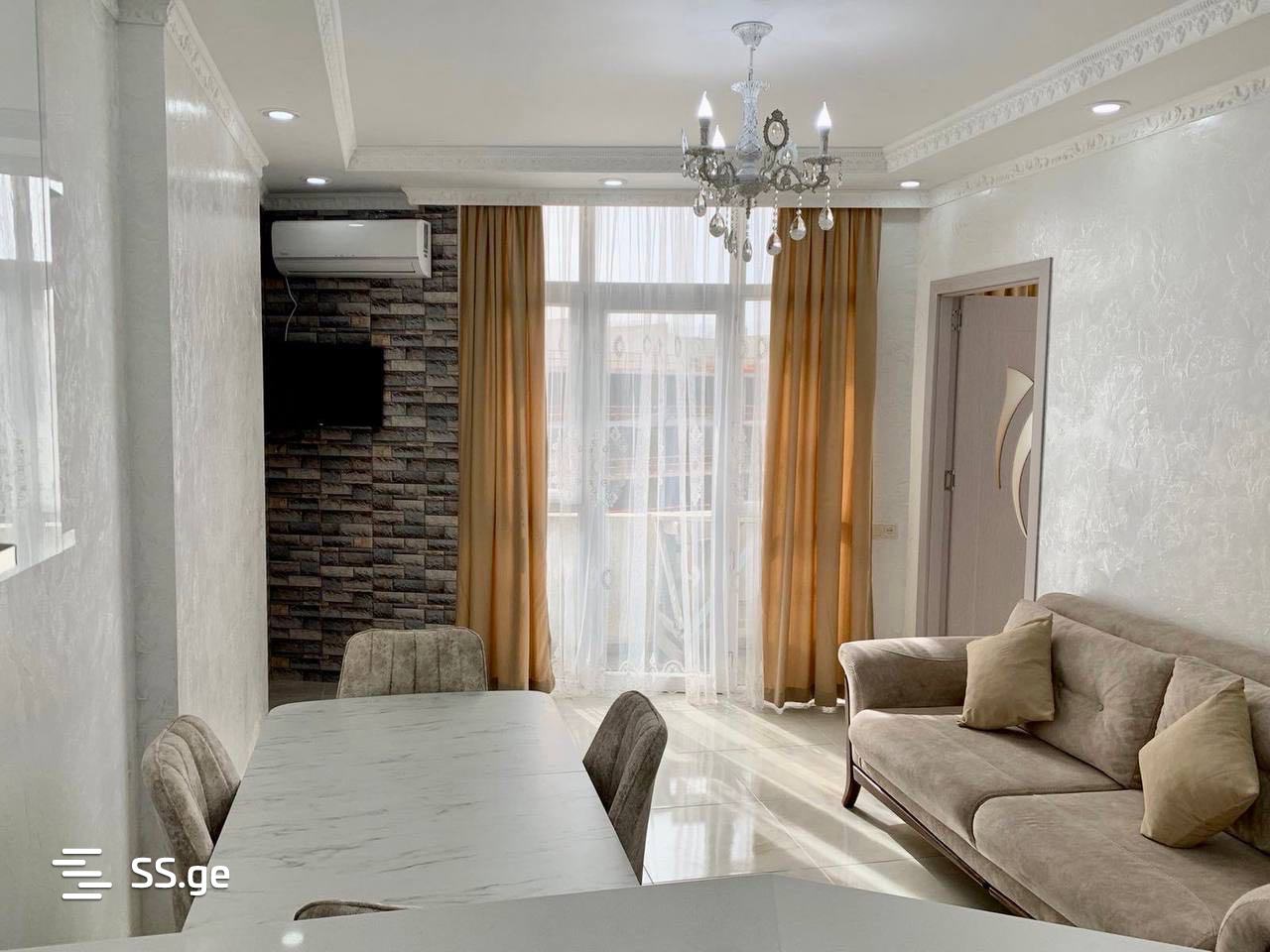 Kobaladze st. 15 - 3 rooms