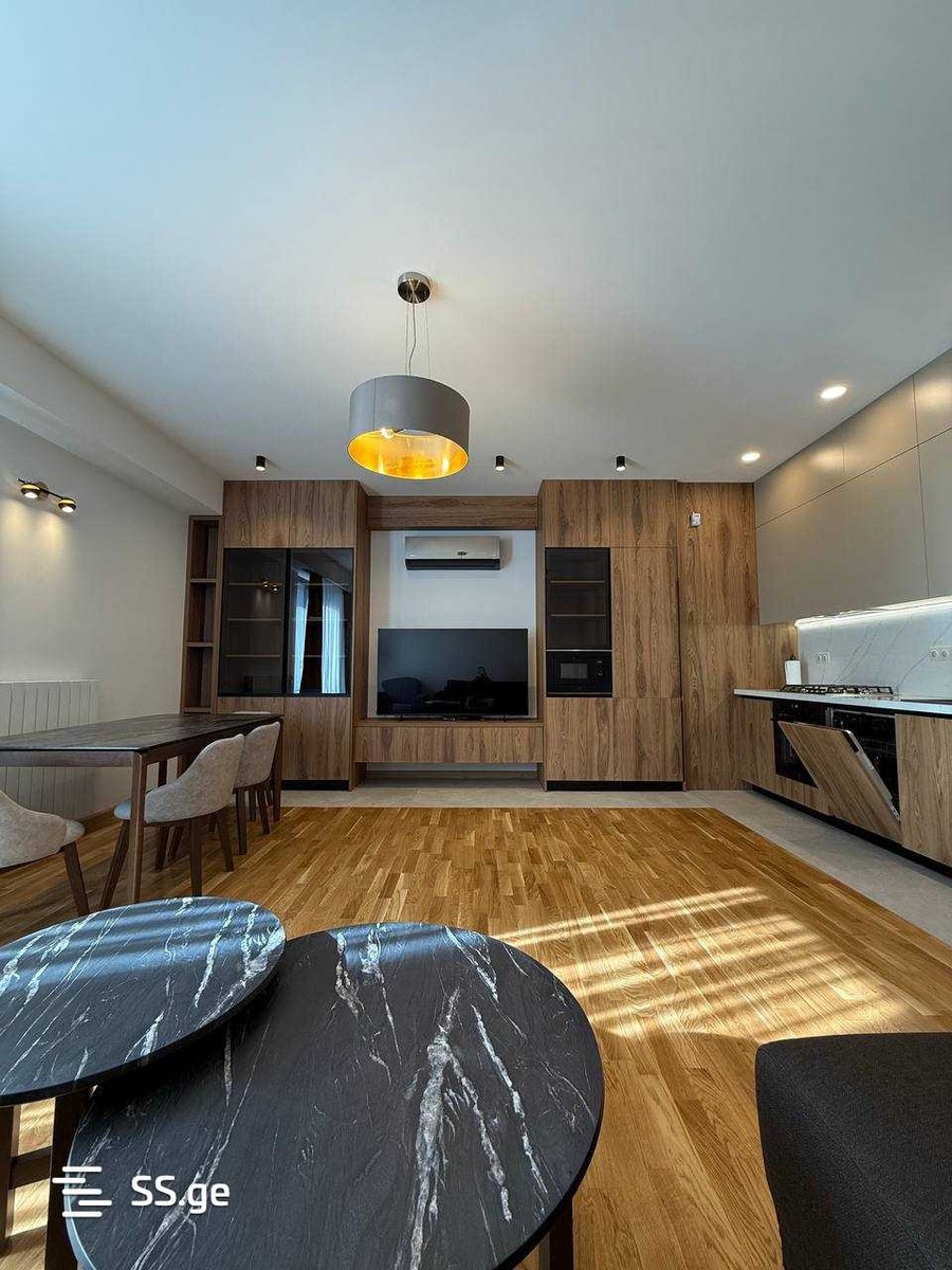 Avalishvili st. 8 - 3 rooms