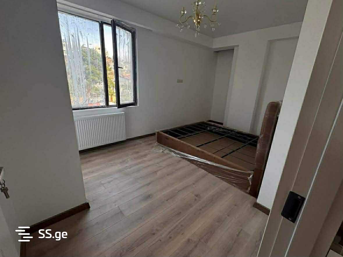 Ts. Dadiani st. (nadzaladevi) - 3 rooms