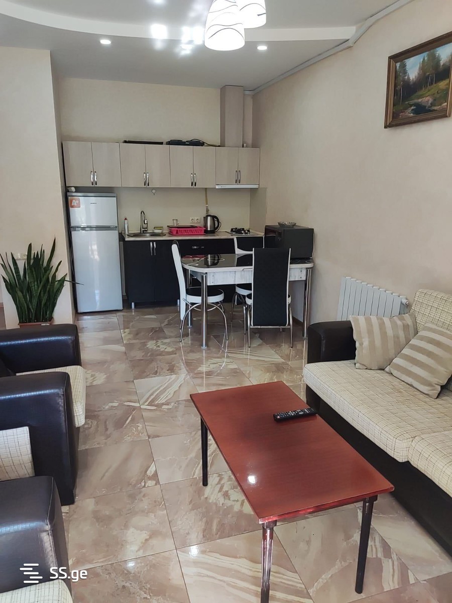 Khimshiashvili st. 4 - 2 rooms