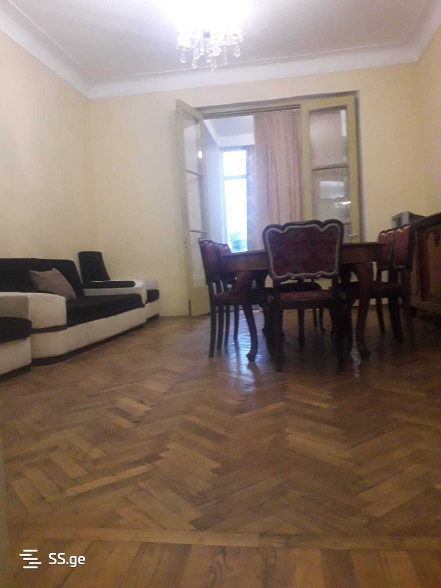 Vagzali st. 2 - 4 rooms