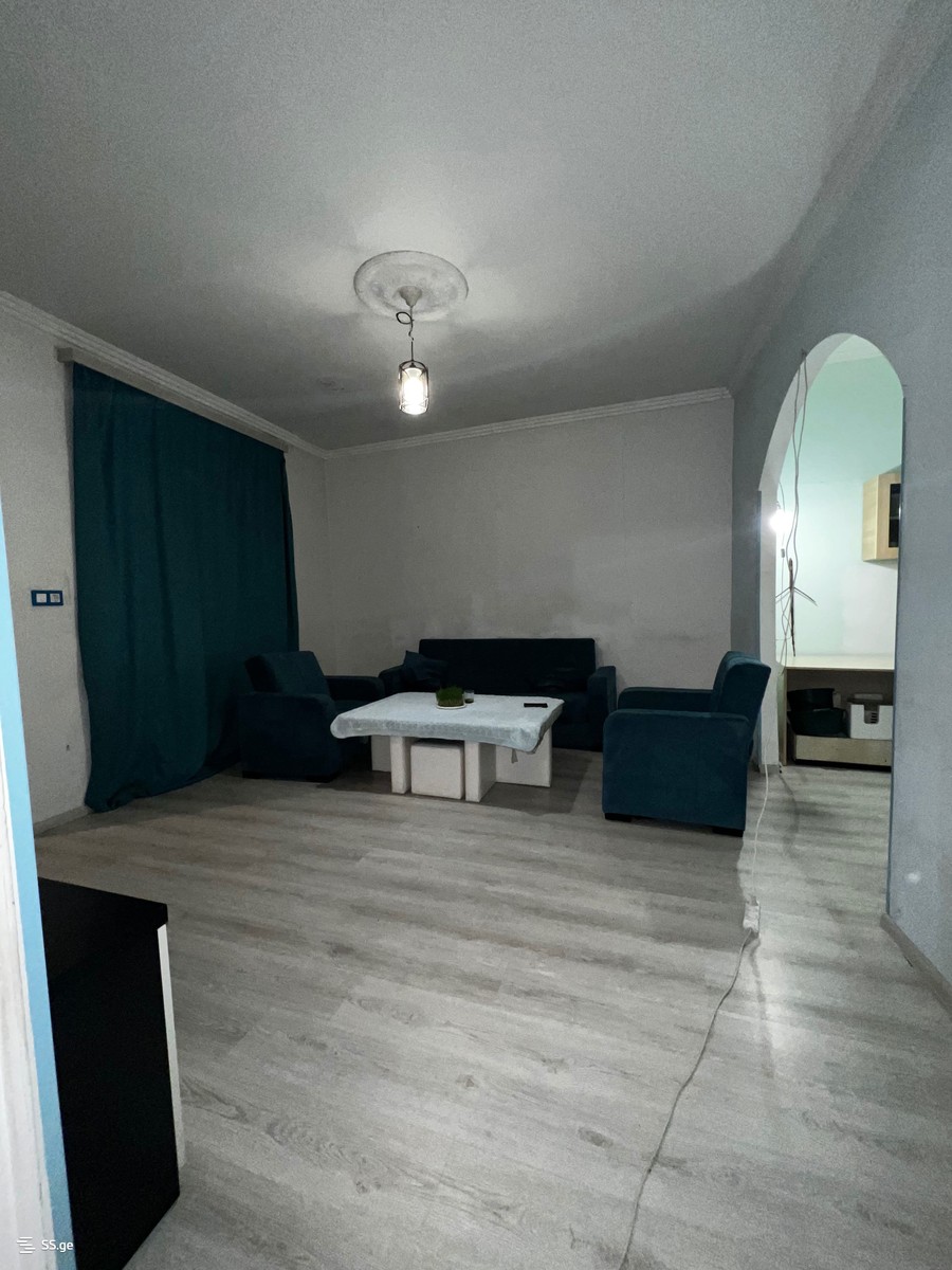 uznadze st. 43 - 2 rooms