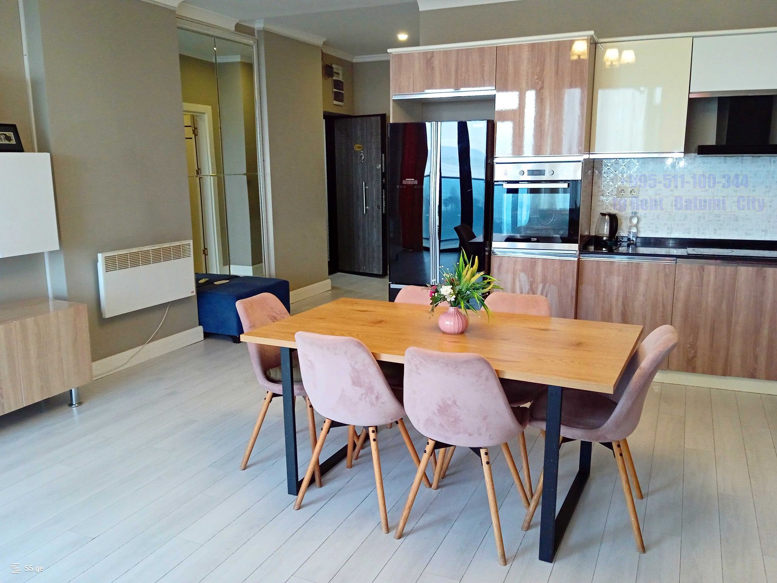 Lech and Maria Kaczynski street 1 - 3 rooms