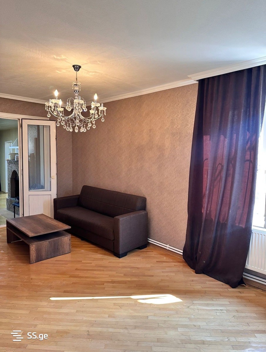 a.wereTlis avenue 57 - 4 rooms