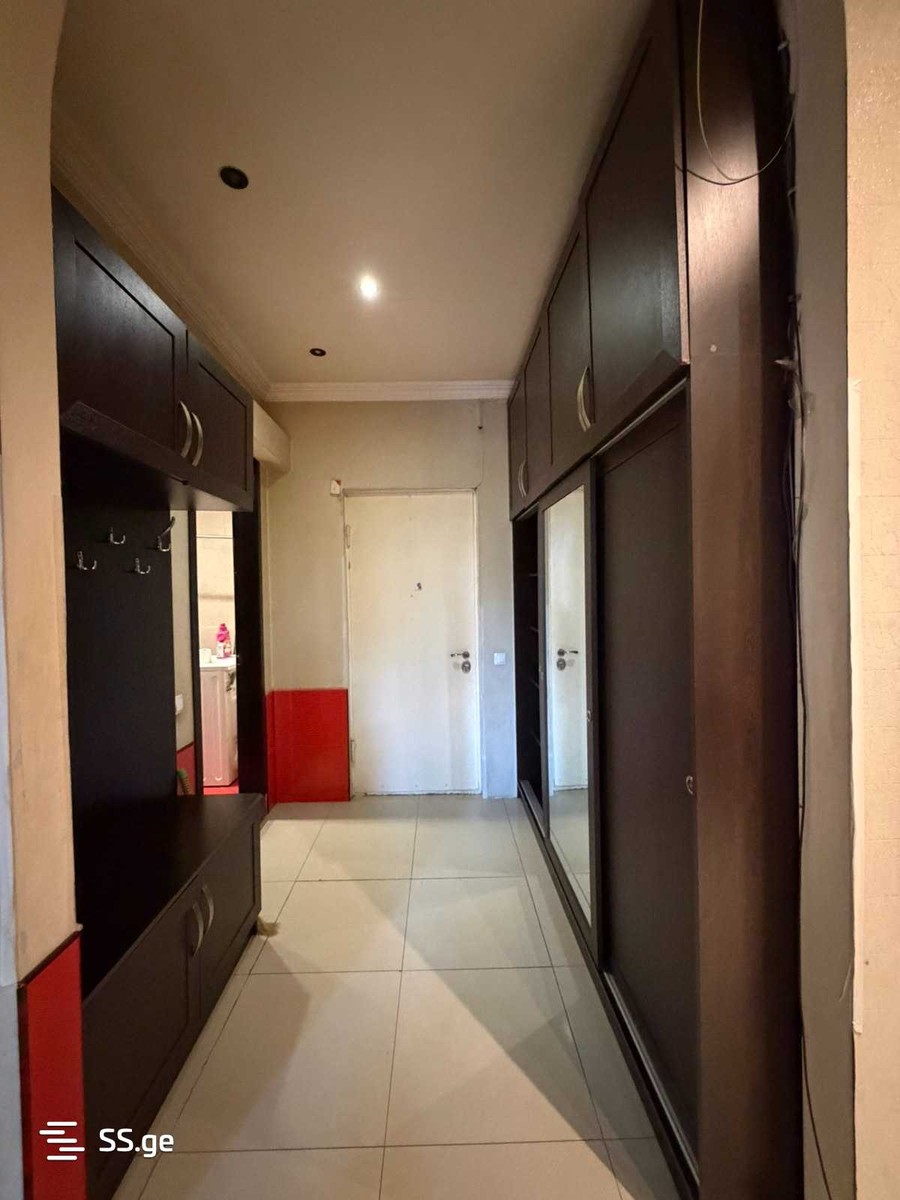 Vepkhistkaosnis st. 16 - 2 rooms