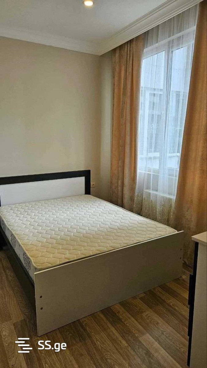 Khimshiashvili st. 40 - 3 rooms