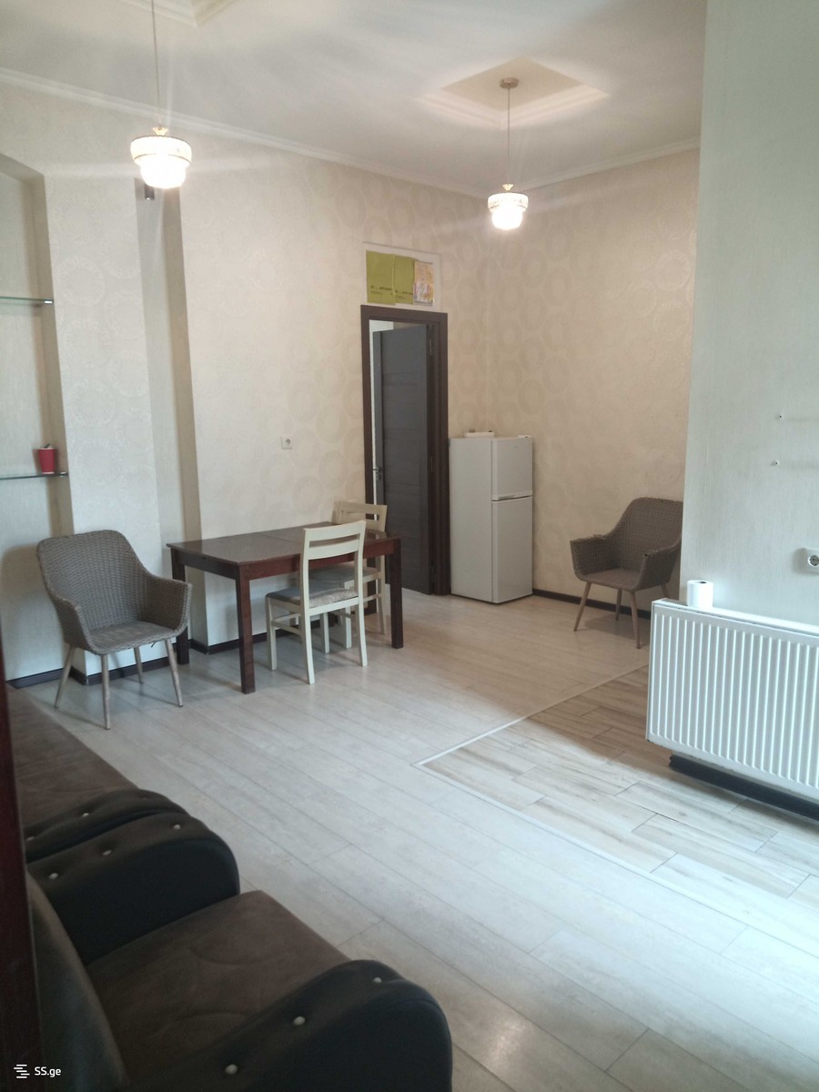 chikobava st. 13 - 3 rooms
