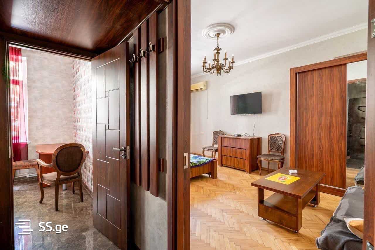 pekini st. 6 - 1 rooms