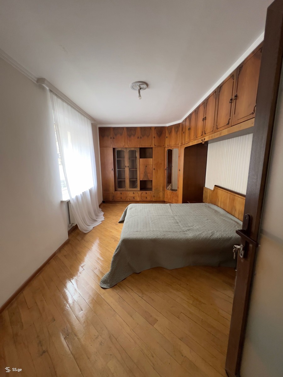 a.wereTlis avenue 69 - 4 rooms