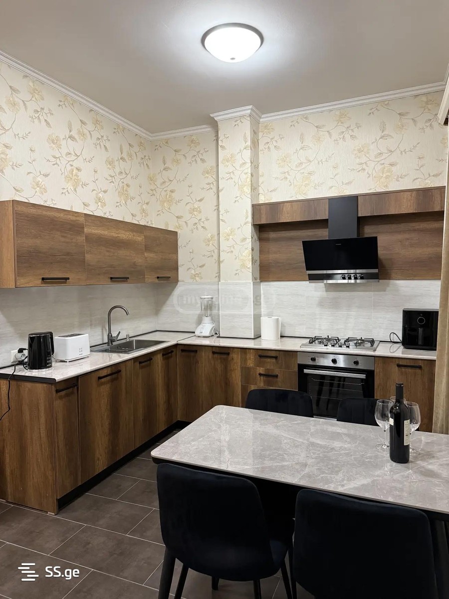 navtlugi st. - 3 rooms