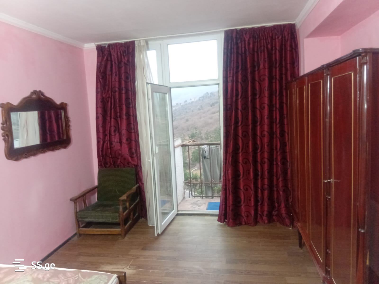 tskneti hwy 75 - 2 rooms