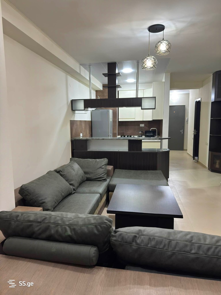 Zaldastanishvili st. 2 - 4 rooms