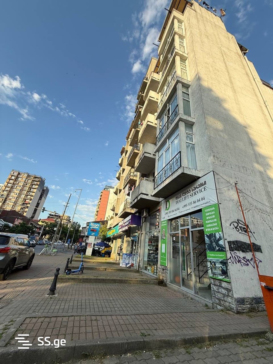 Chavchavadze st. 77 - 4 rooms