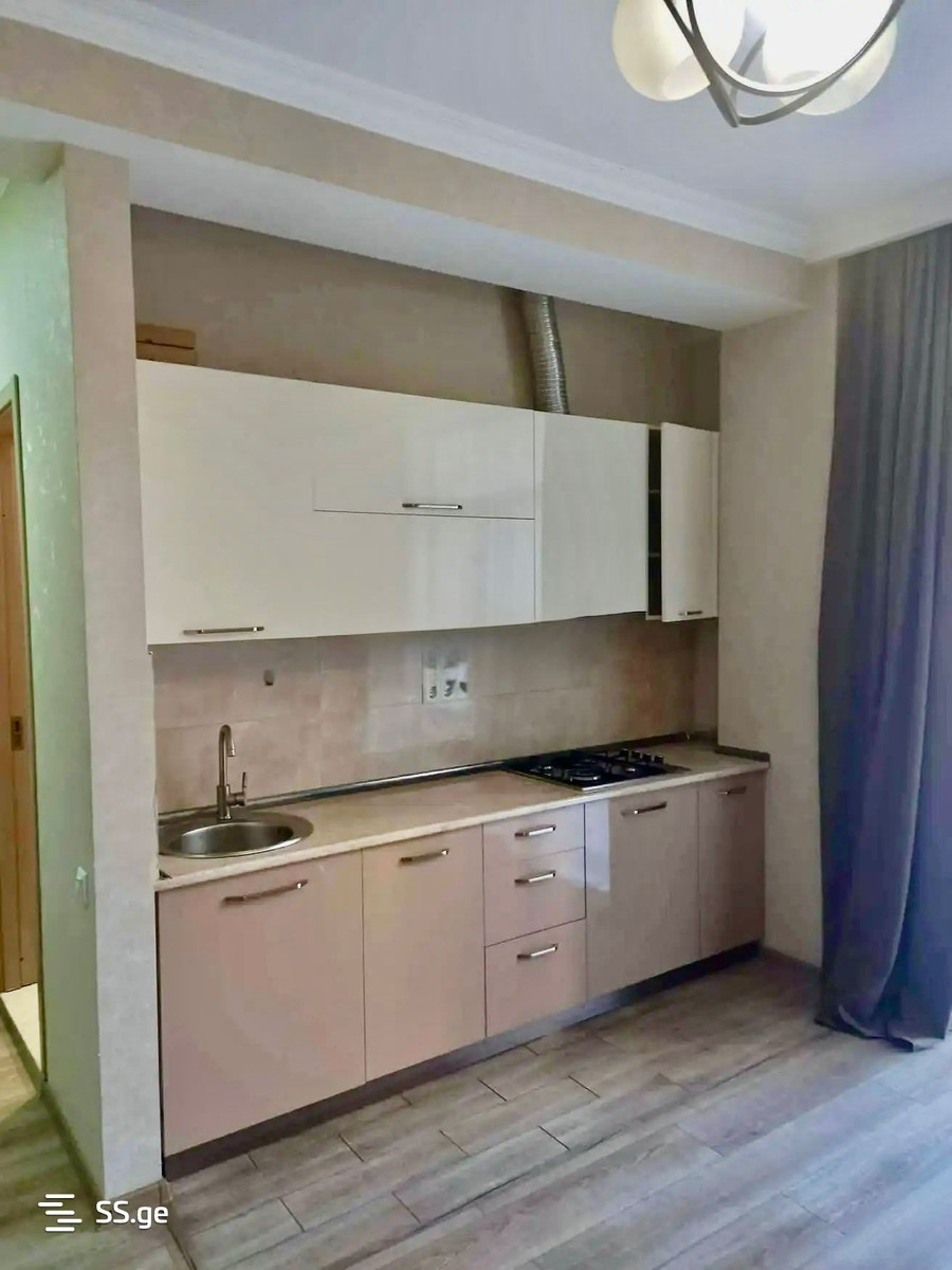 Tinatini st. 4 - 2 rooms