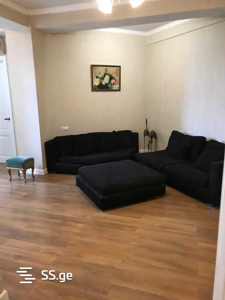 panaskerteli st. - 3 rooms