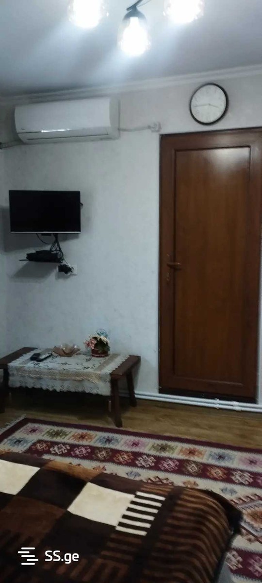 vakhtanq VI st. - 1 rooms