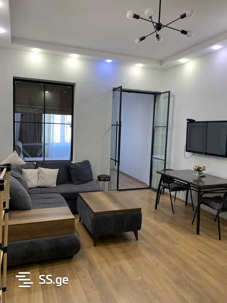 paliashvili st. 66 - 2 rooms