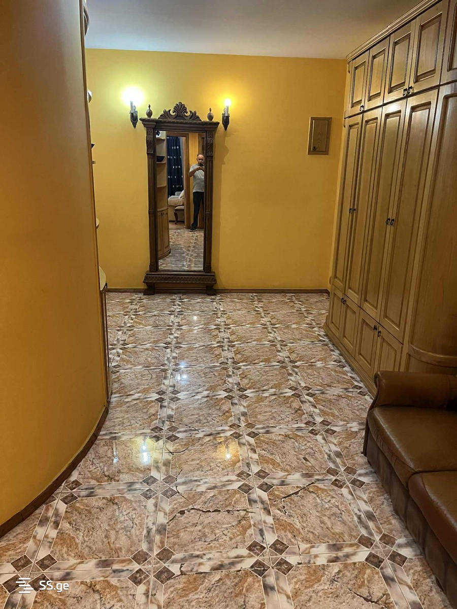 Kazbegi avenue 47 - 3 rooms