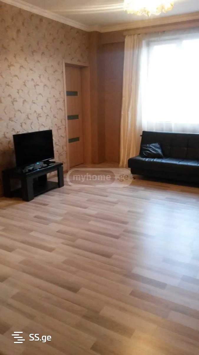 a.wereTlis avenue - 3 rooms