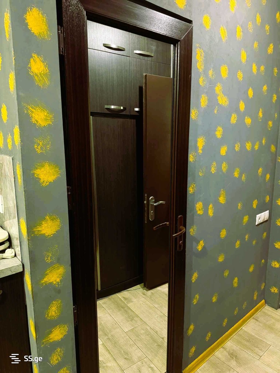 P. Ioseliani st. 000 - 1 rooms