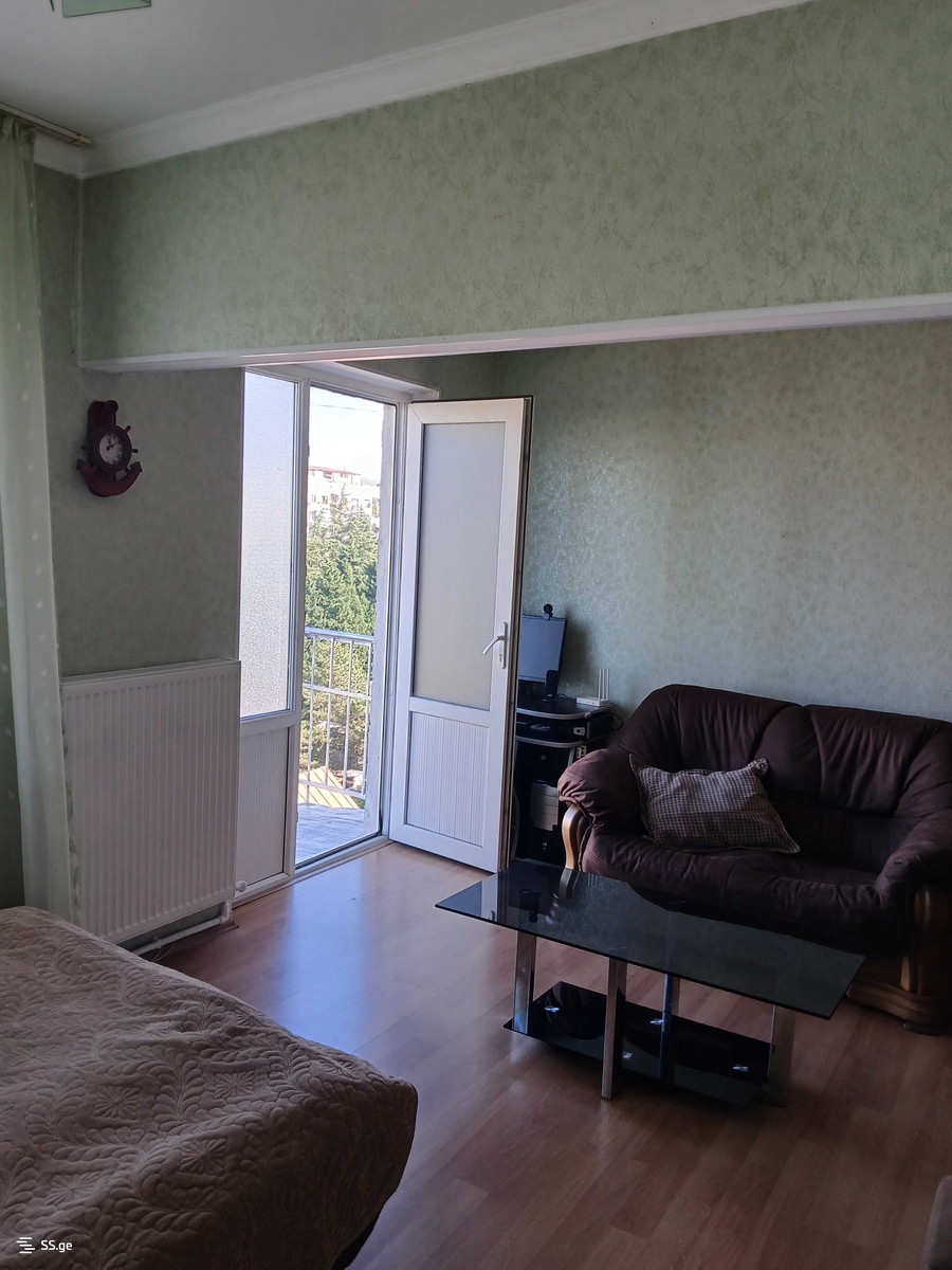 I Microdistrict - Gldani 21კორპ. - 3 rooms