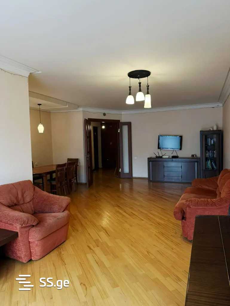 panaskerteli st. - 4 rooms