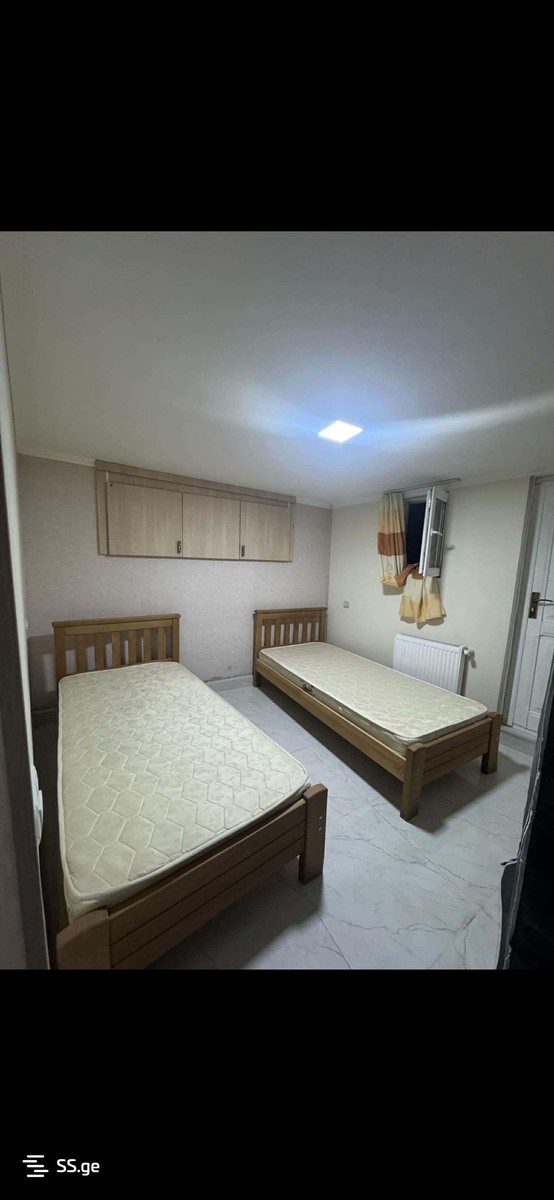 khudadovi st. 80 - 1 rooms