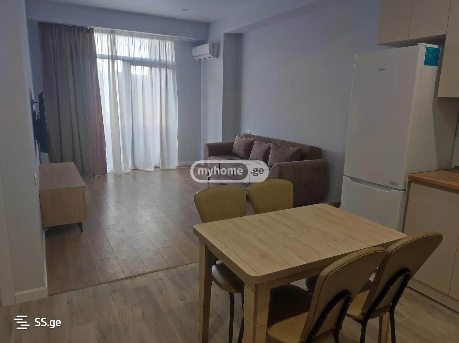 Abramishvili st. 36 - 2 rooms