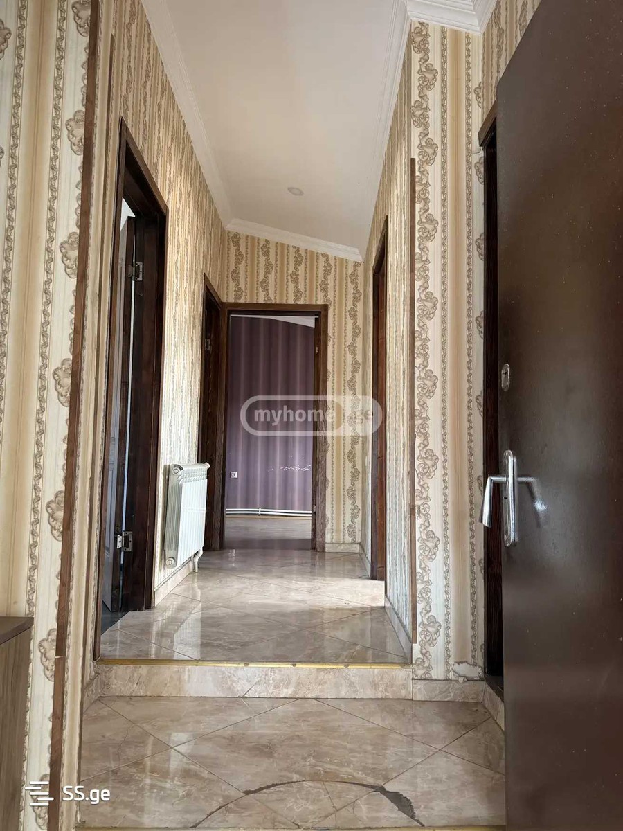 Teophane Davitaia st. - 3 rooms