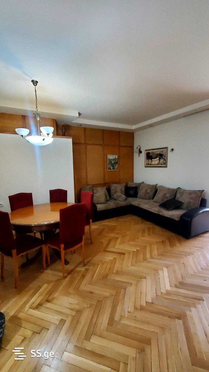 kostava st. 76 - 3 rooms