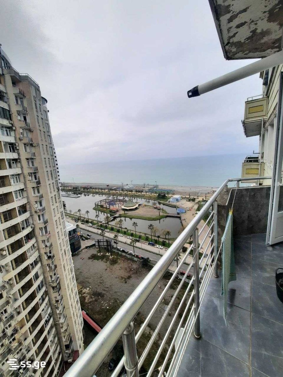 Z. Gorgiladze Street 96 - 3 rooms