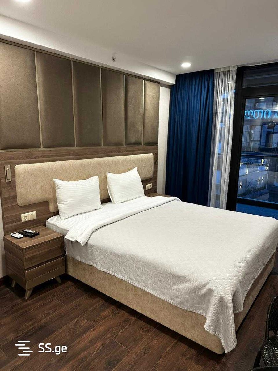 R. Nizharadze st. 18 - 1 rooms