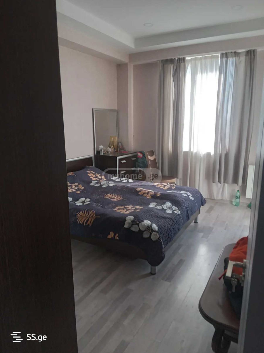 Z. Iarajuli St. - 3 rooms