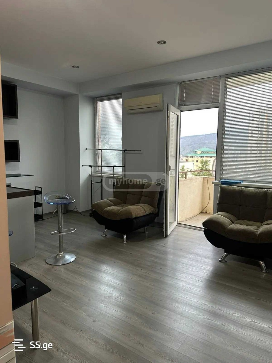 R. Chkhikvadze st. 39 - 2 rooms